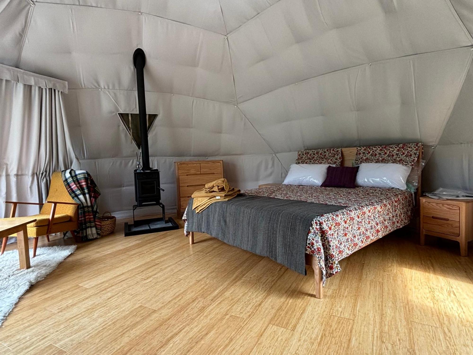 Takahuri Glamping Domes วังกานุย ภายนอก รูปภาพ